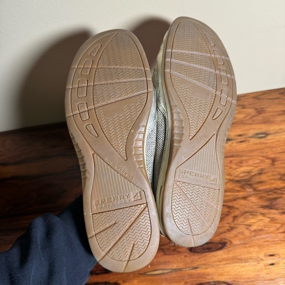SPERRY Top-Sider Women's 8.5 Gold Metallic Angelfish Leather Boat Shoes - Picture 13 of 13